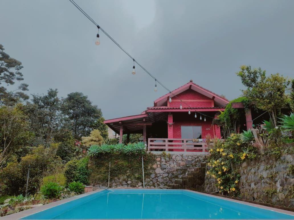 Villa Bata Merah By Spazie Paragajen Esterno foto